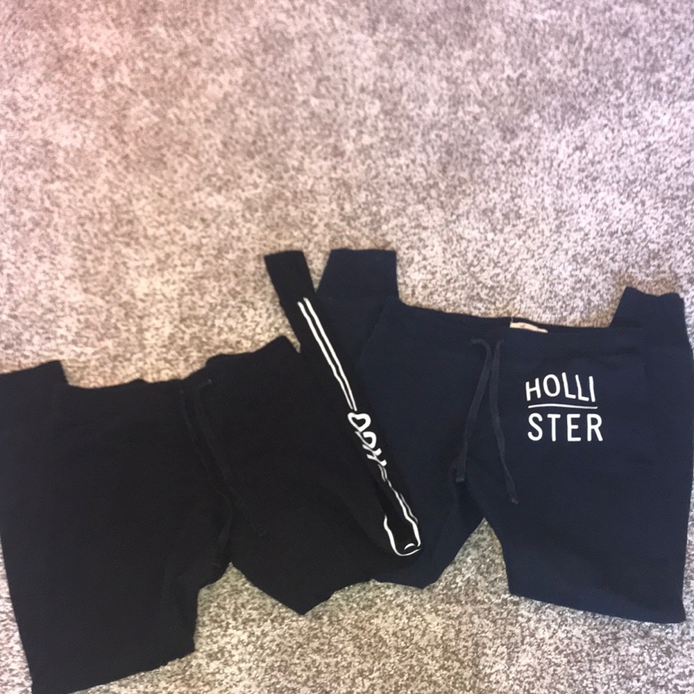 2 Joggers
